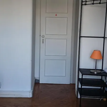 4 * Lisboa
